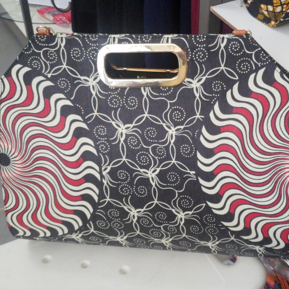 shoulder bag